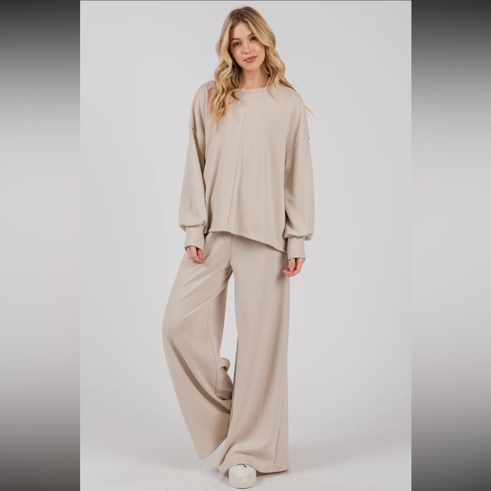 ✨RESTOCKED✨Fabulous Wide Leg pants and Top Set - Picture 2 of 5